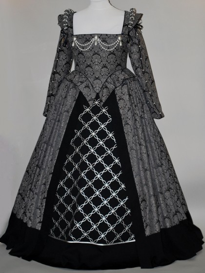 Black & Grey Elizabethan Renaissance Gown