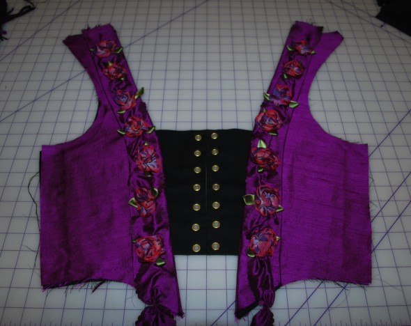 Violet & Roses Robe a la Francaise: Bodice Front Done