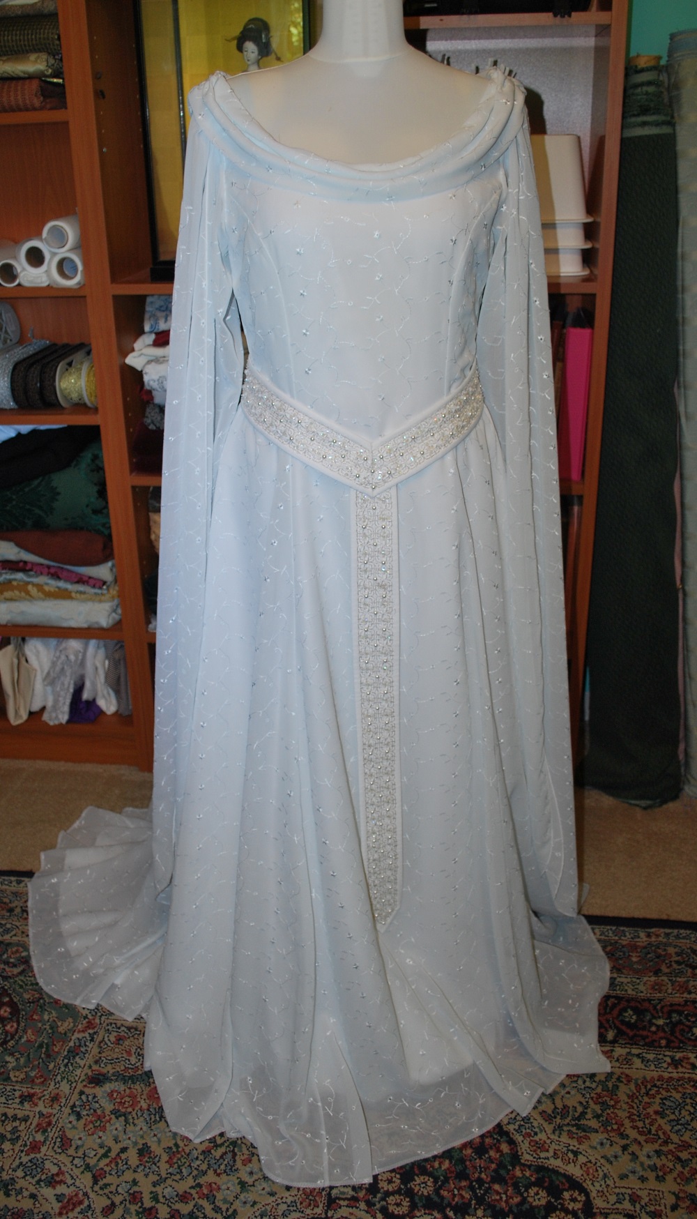 galadriel-gown-simplicity-1551-87